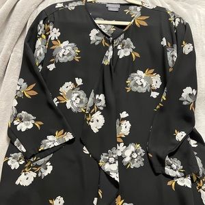 Beautiful Womens blouse size XXL excellent condition 3/4 sleeves